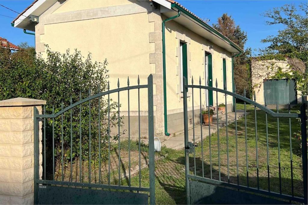 Holiday home Coutrillonne Pres St Emilion Clim Salon *